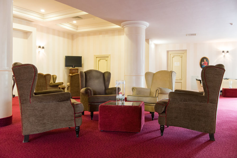 Grand Hotel Biffy Ариано-Ирпино Экстерьер фото